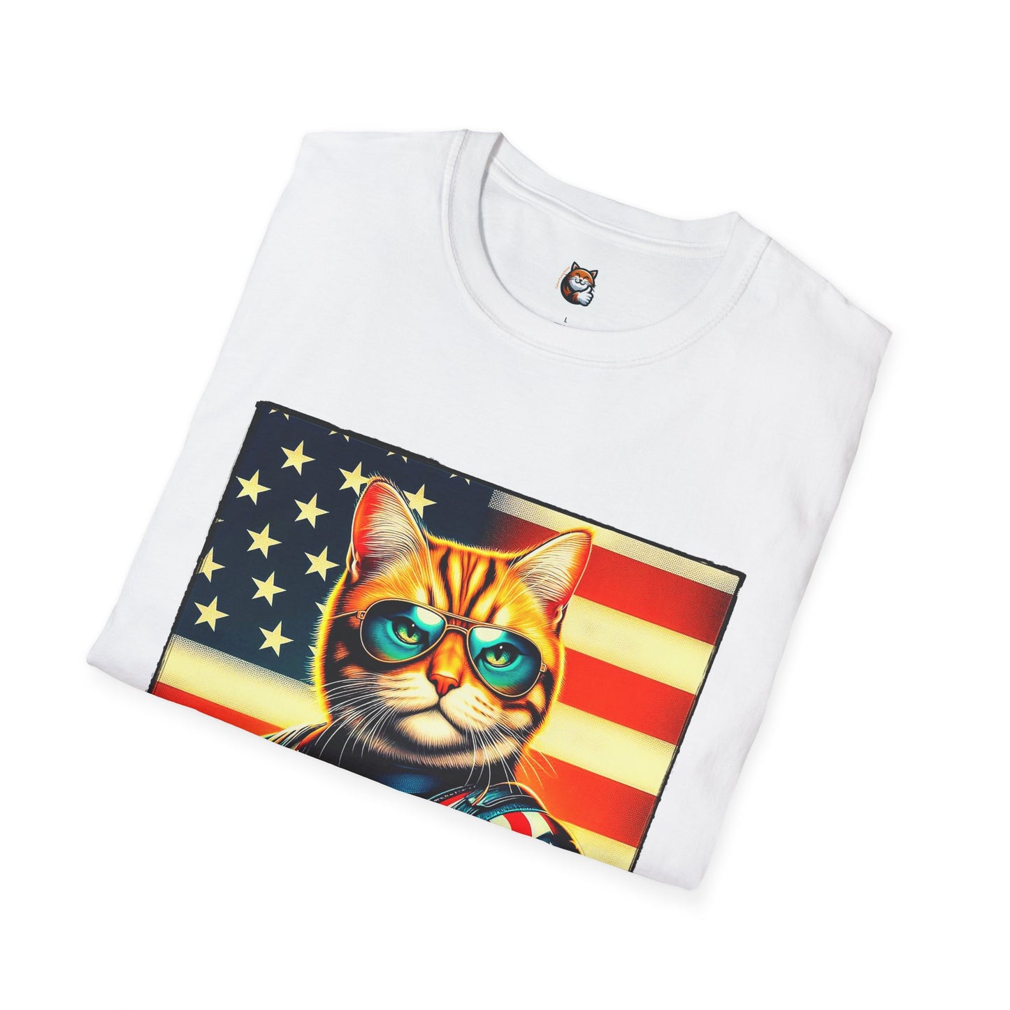 American Shorthair surfing Softstyle T-Shirt