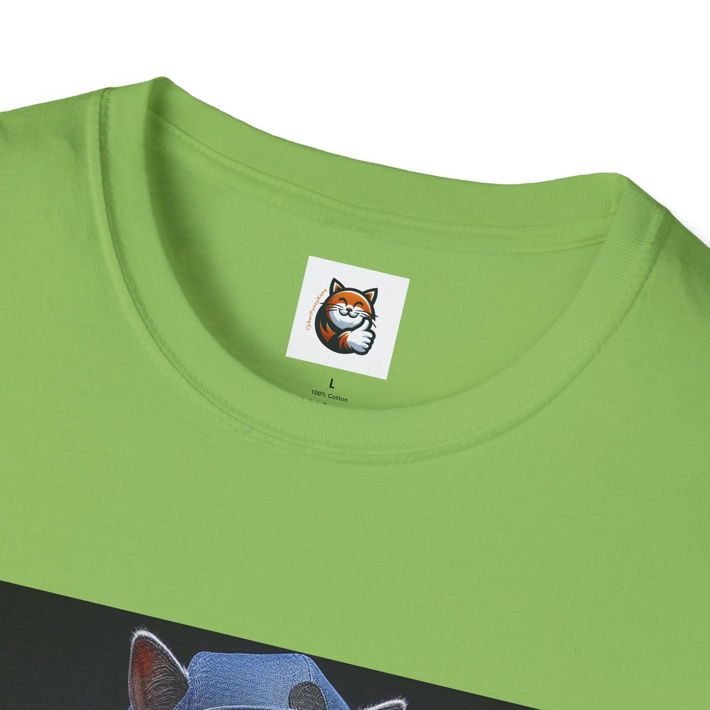 Russian Blue Cat arm day  T-Shirt