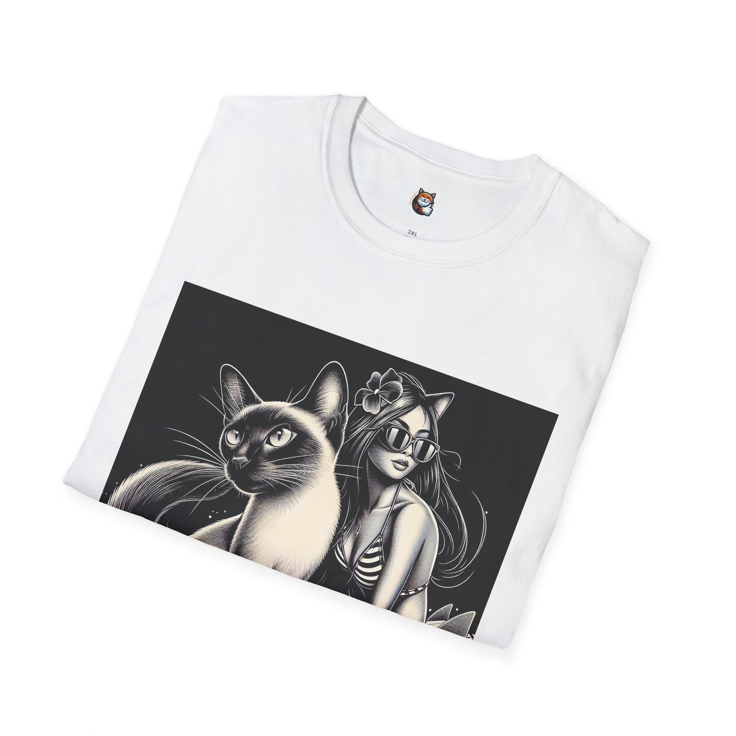 Siamese Cat surfing queen