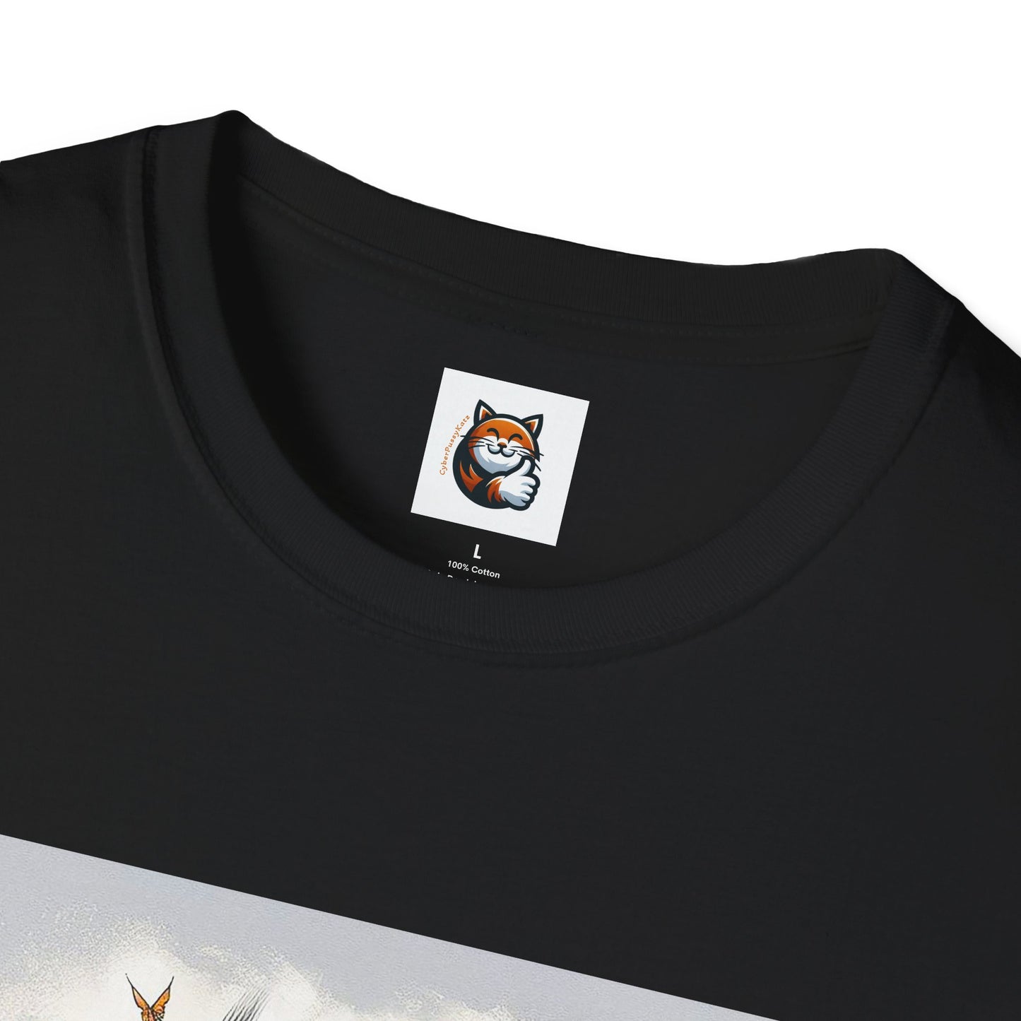 Wacky Maine Coon Unisex Softstyle T-Shirt