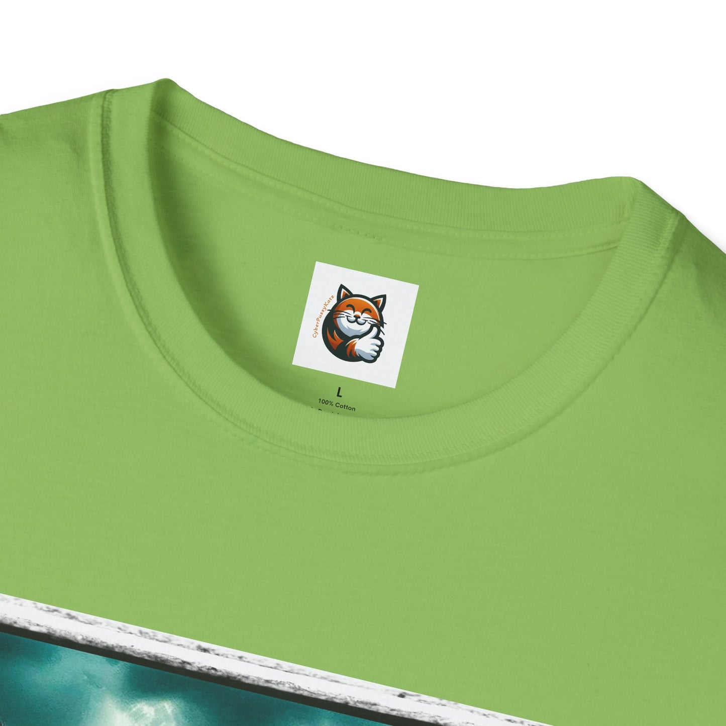 Wacky Maine Coon Unisex Softstyle T-Shirt