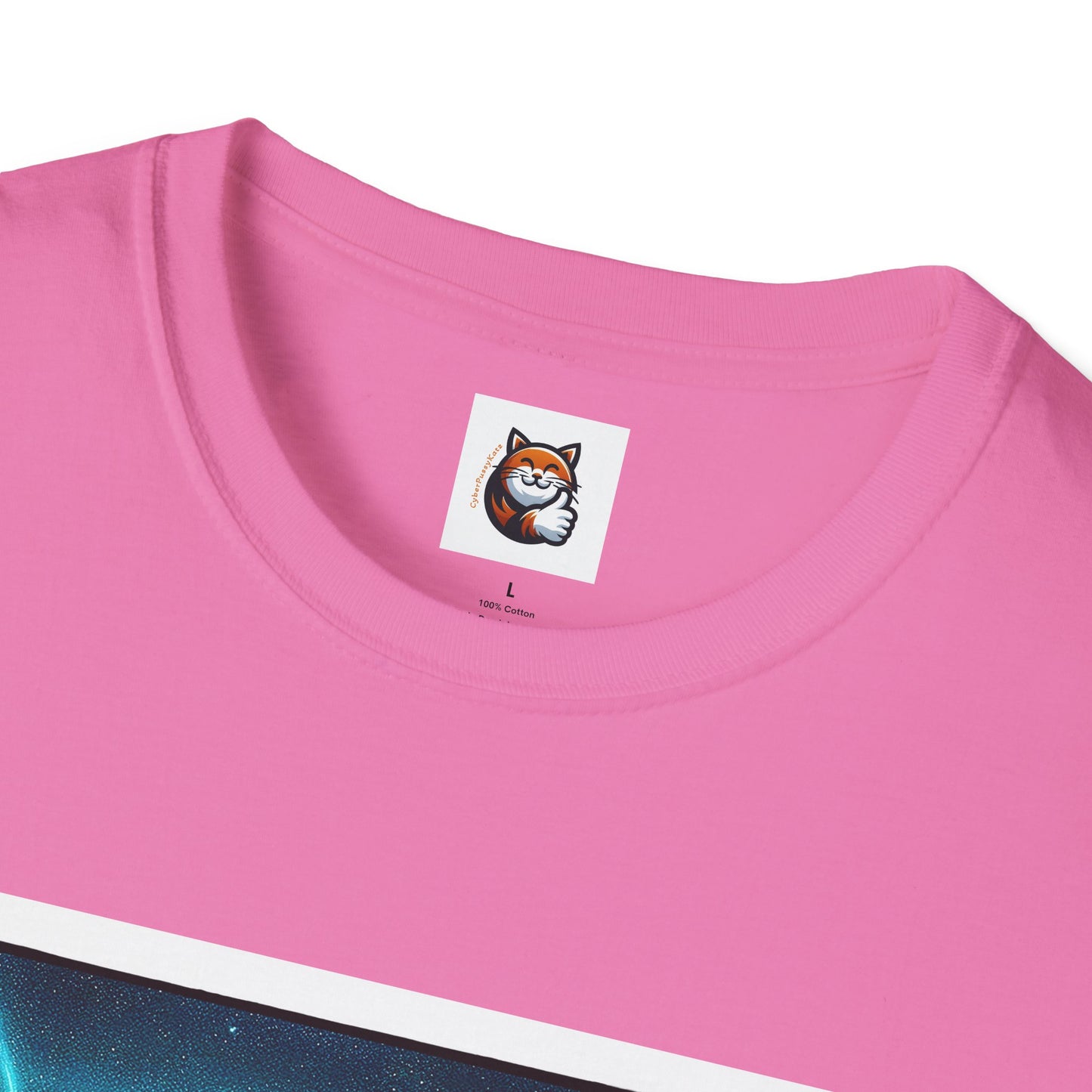 Wacky Maine Coon Unisex Softstyle T-Shirt
