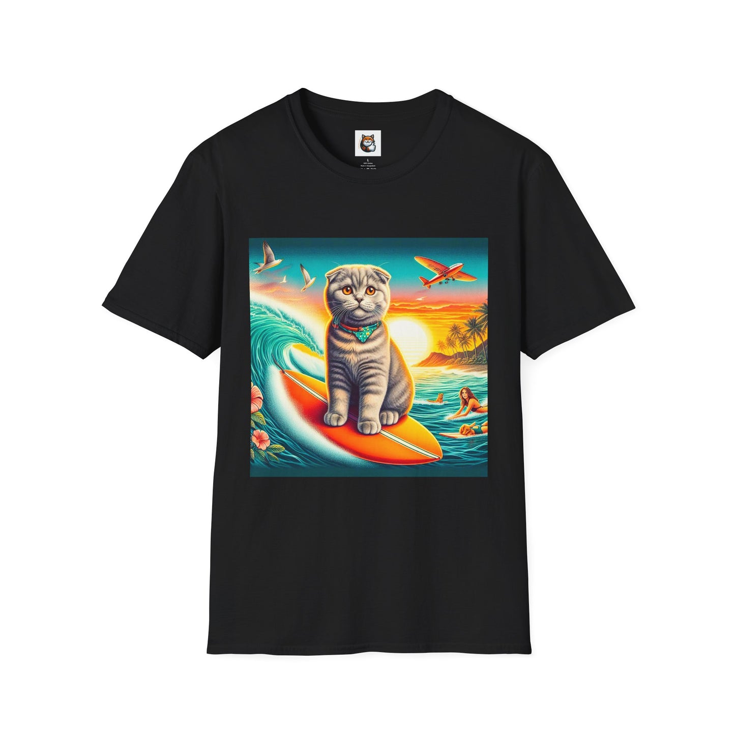 Scottish Fold Cat waves T-Shirt