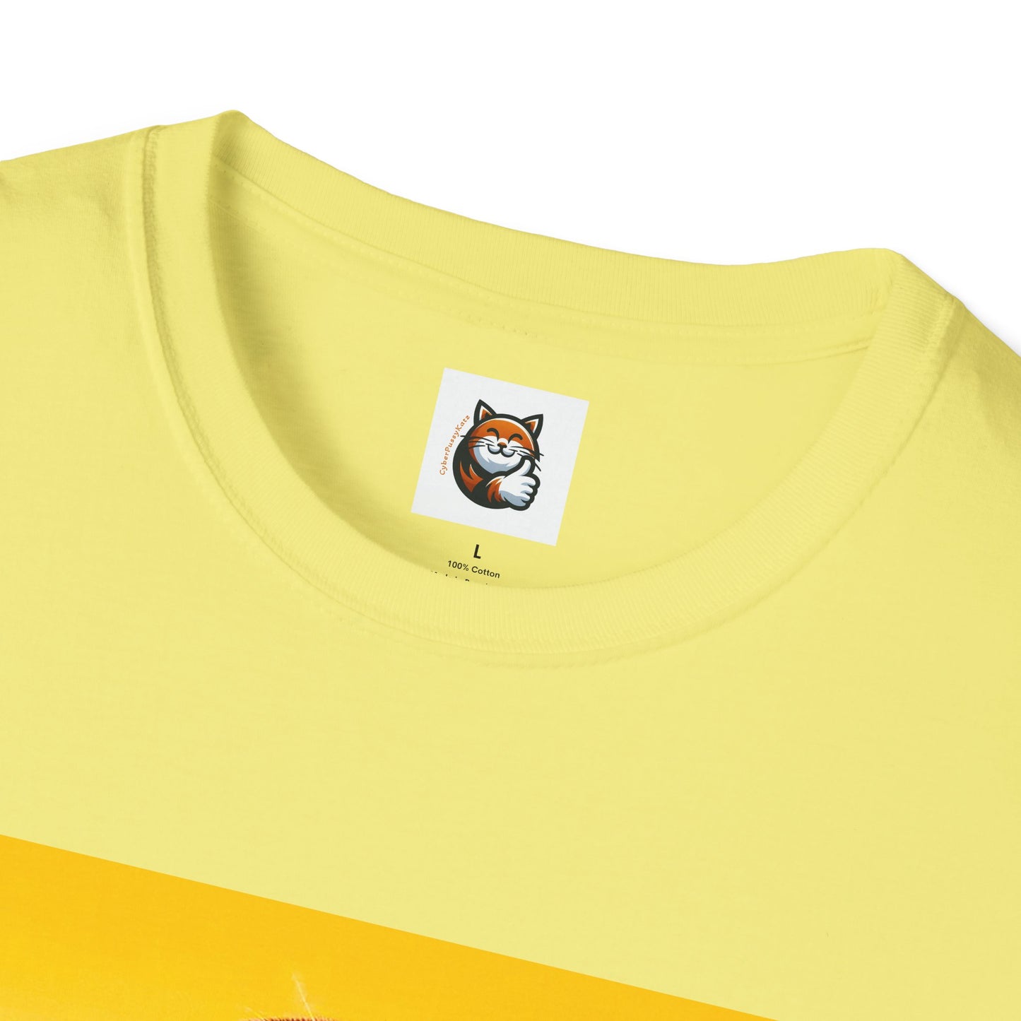 Scottish Fold Cat surfer queen T-Shirt