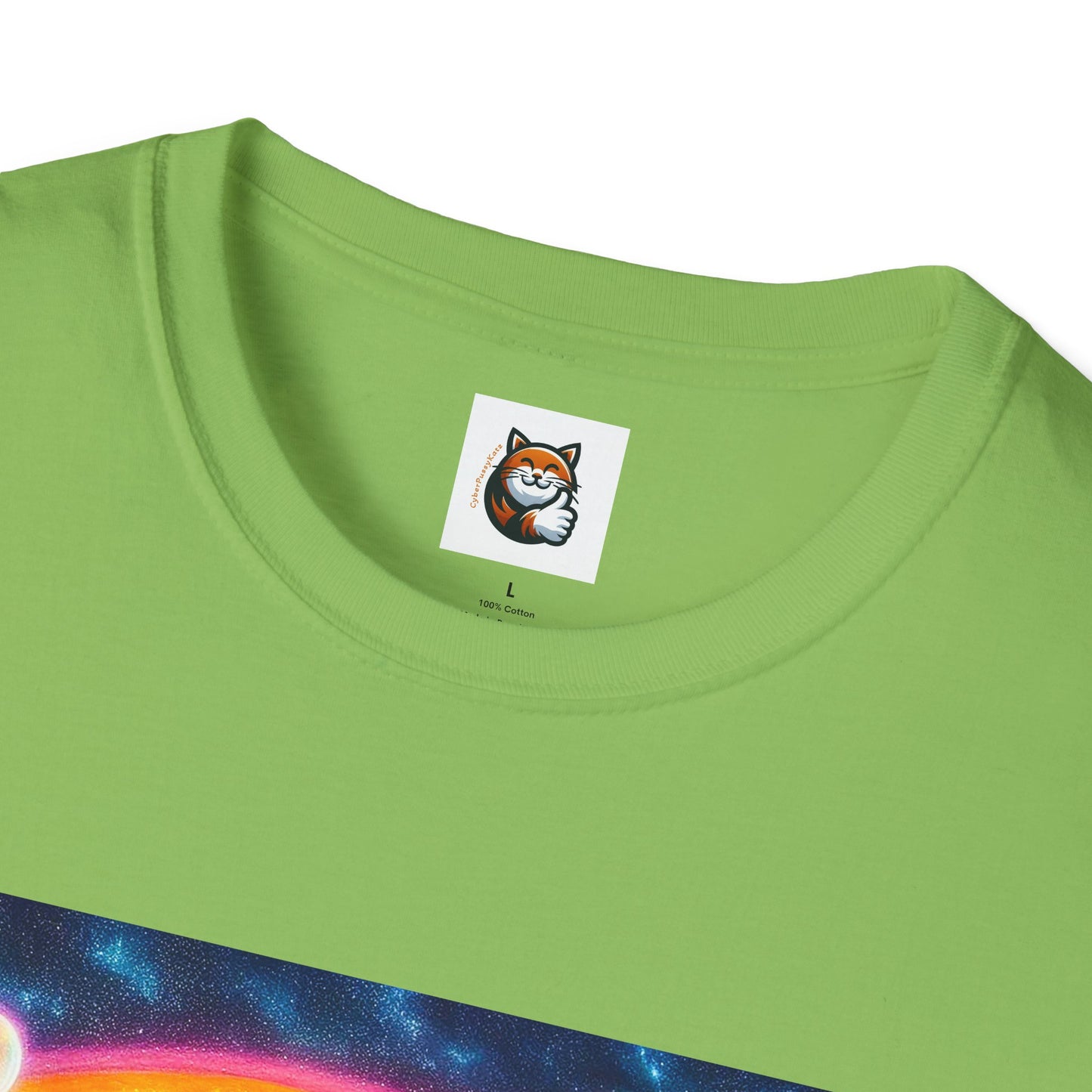 Scottish Fold Cat pretty rainbow  T-Shirt