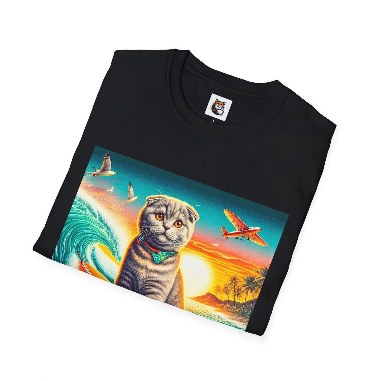Scottish Fold Cat waves T-Shirt