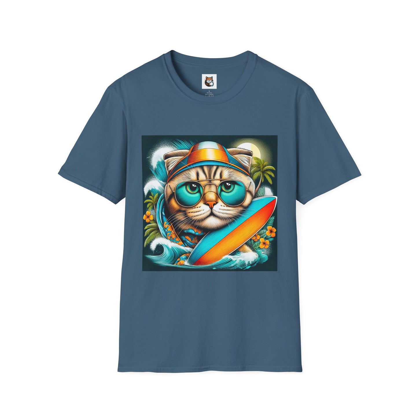 Scottish Fold Cat cool surfer  T-Shirt