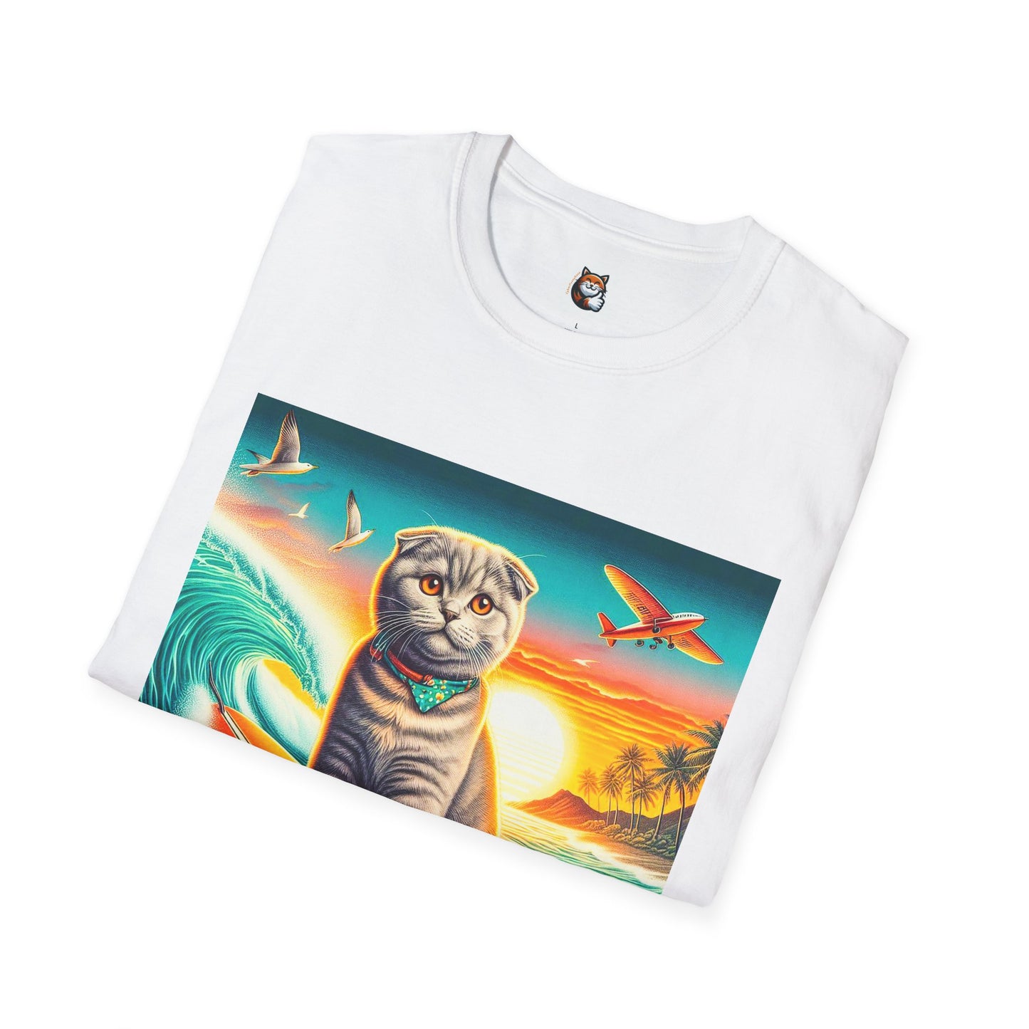 Scottish Fold Cat waves T-Shirt