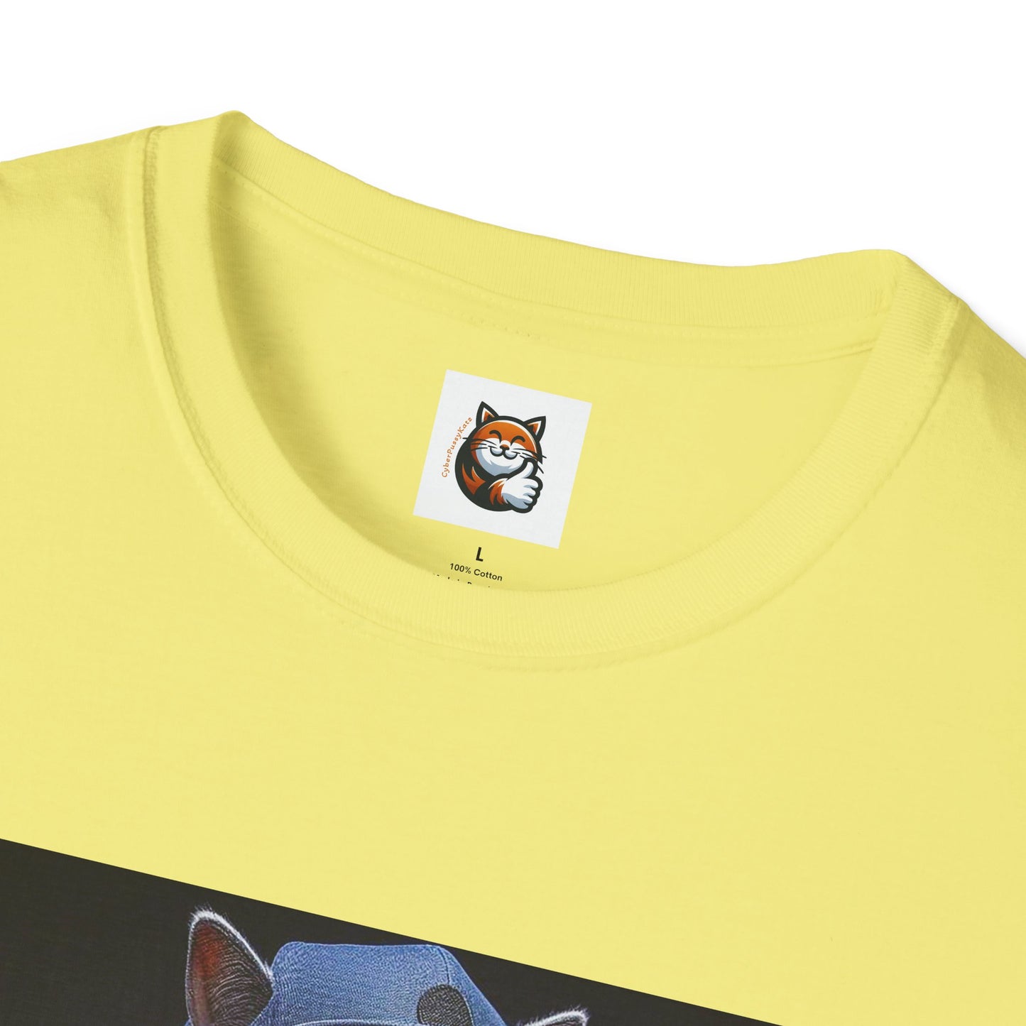 Russian Blue Cat arm day  T-Shirt