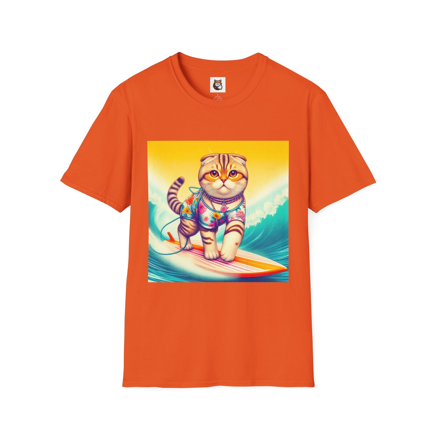 Scottish Fold Cat surfer queen T-Shirt