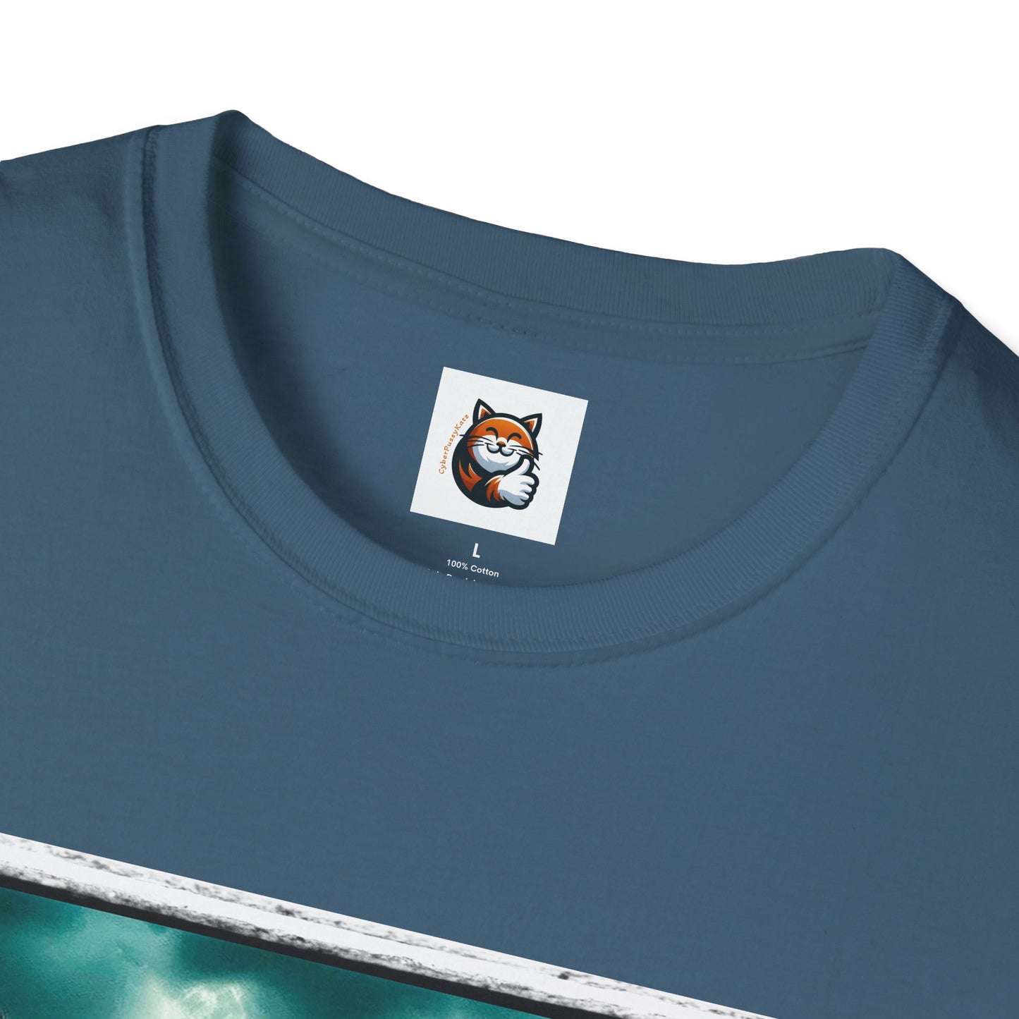 Wacky Maine Coon Unisex Softstyle T-Shirt