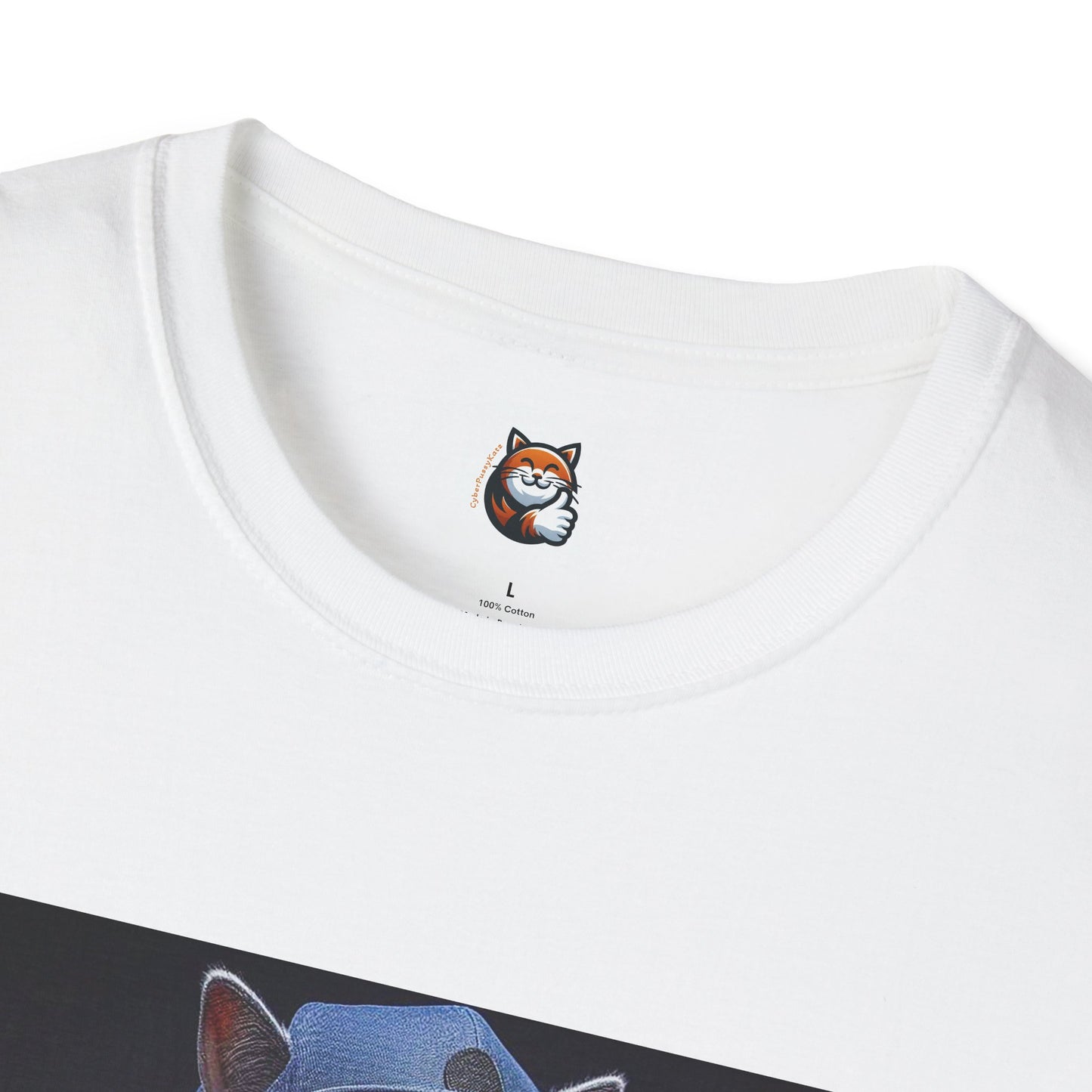 Russian Blue Cat arm day  T-Shirt