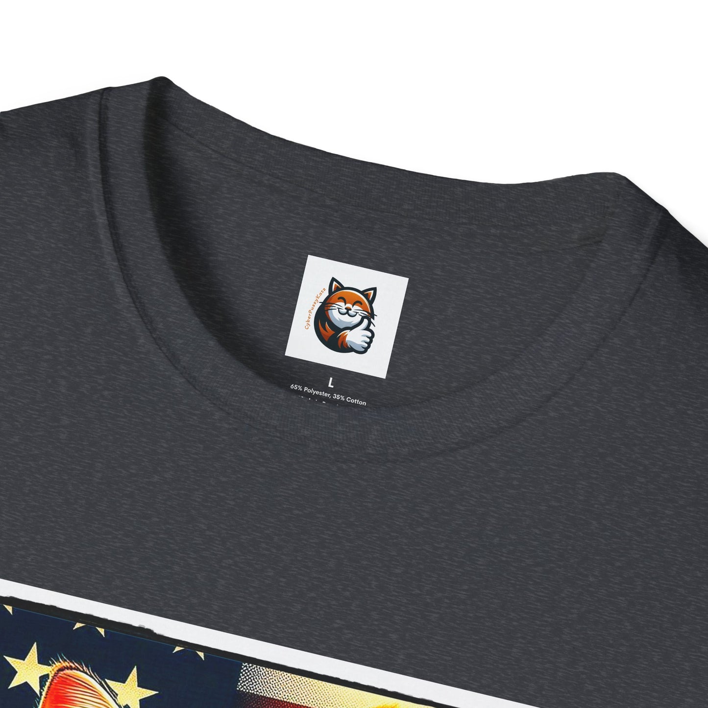 American Shorthair surfing Softstyle T-Shirt