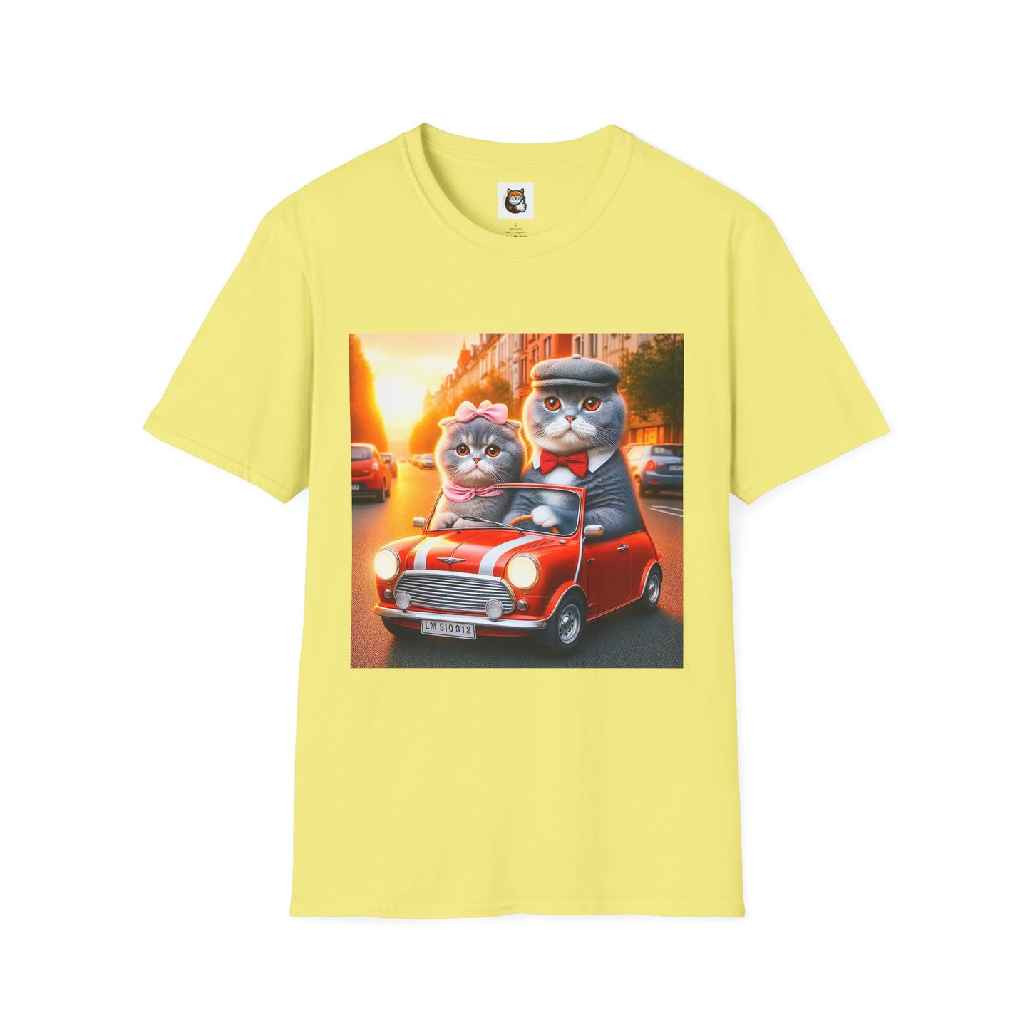 Scottish Fold tiny car  T-Shirt