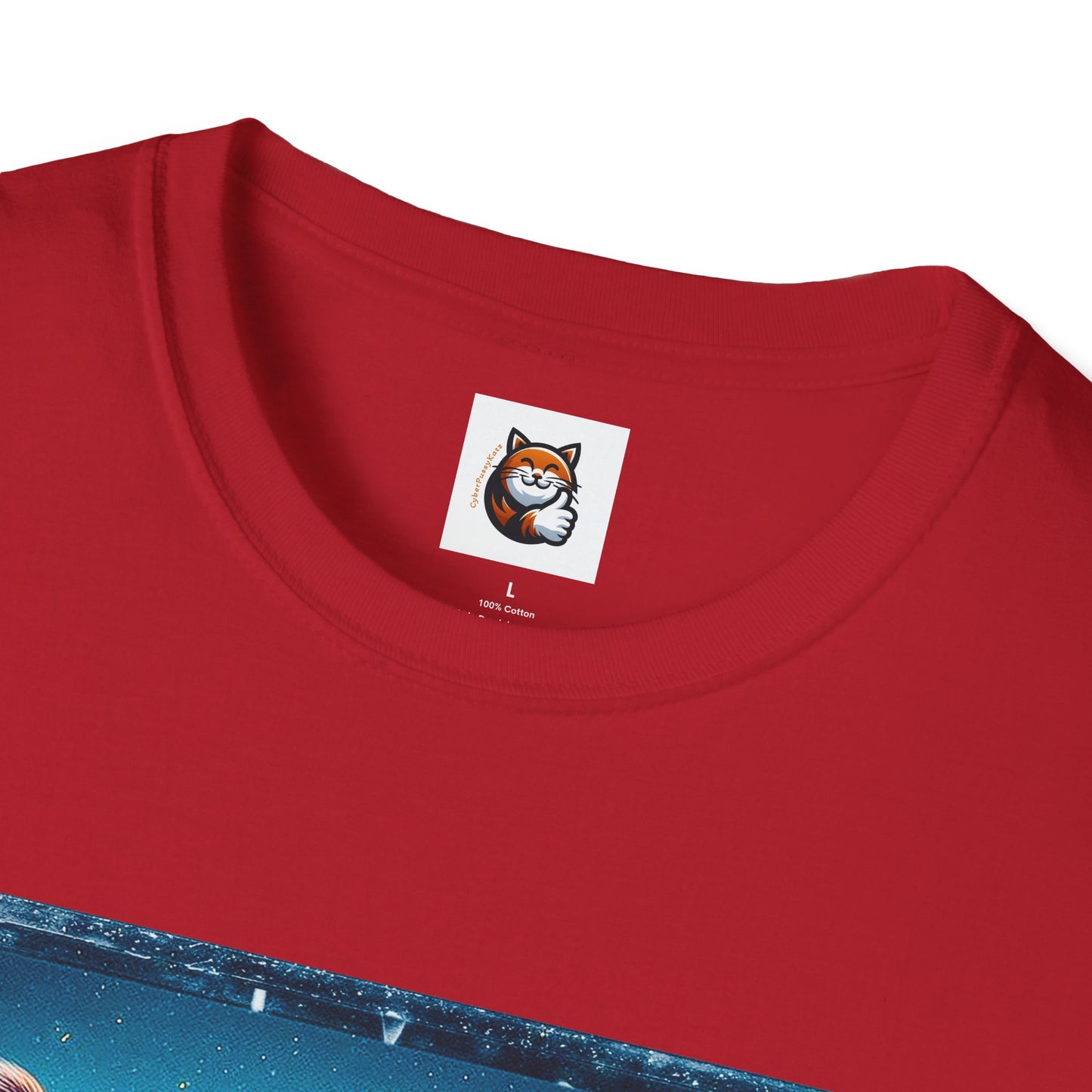 Wacky Maine Coon Unisex Softstyle T-Shirt