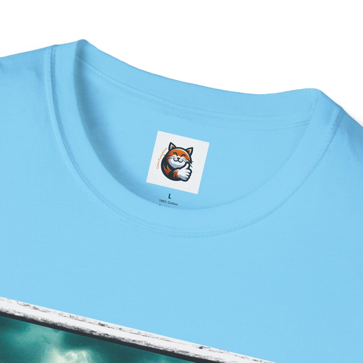 Wacky Maine Coon Unisex Softstyle T-Shirt
